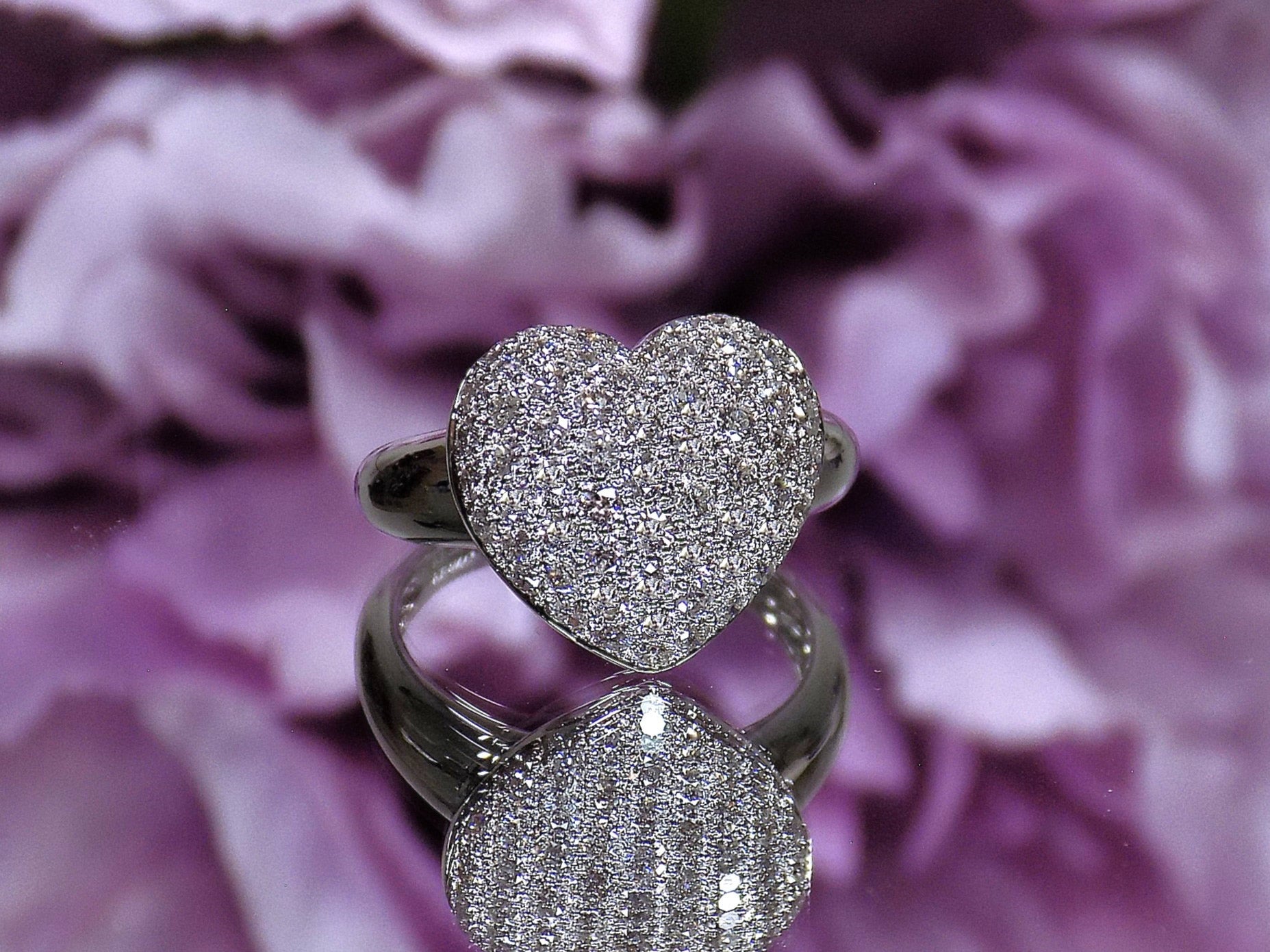 Estate 1.00ct TW Natural Pave' Set Round Diamond Heart Shape Ring in Solid 18K White Gold