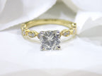 Woman's 1.32ct TW Natural Round Brilliant Diamond Engagement Ring with a 1.10ct Round Center in 14K Yellow Gold