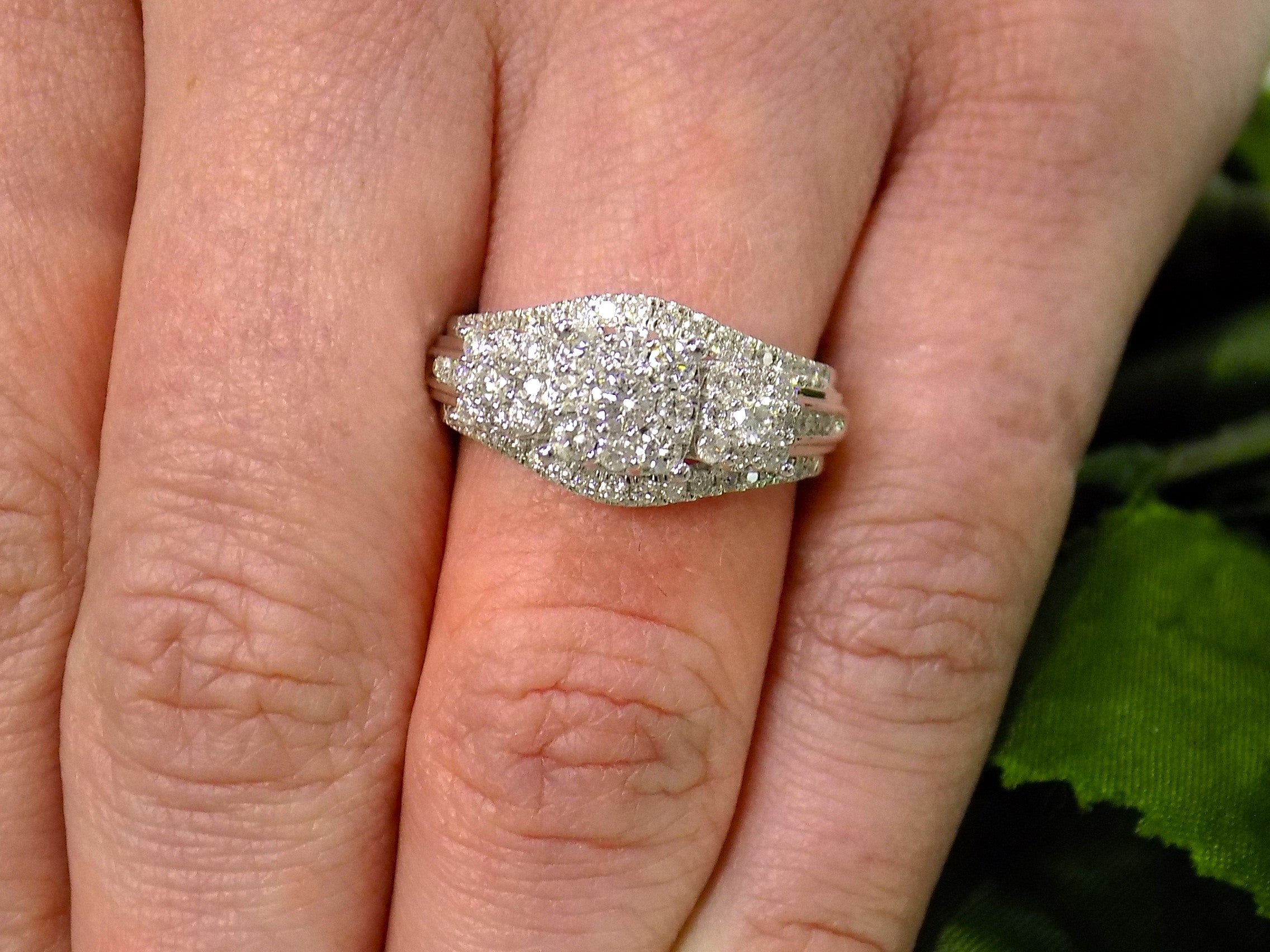 Women's 1.00ct TW Natural 3-Stone Style Natural Diamond Cluster Ring in 10K White Gold